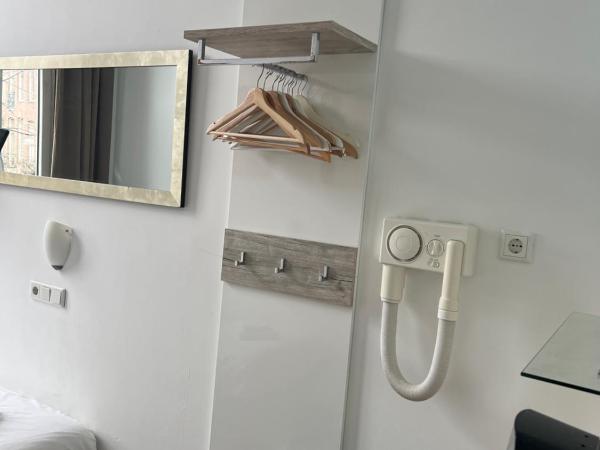 MAX Hotel Amsterdam : photo 10 de la chambre chambre lits jumeaux