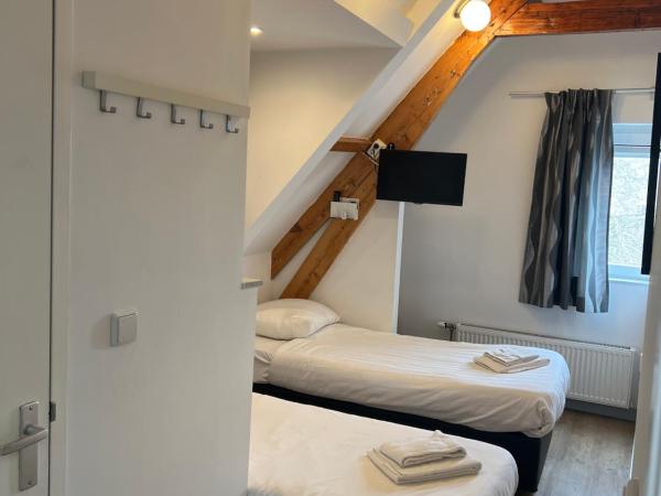 MAX Hotel Amsterdam : photo 2 de la chambre chambre lits jumeaux