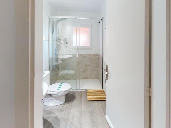 Hotel Bella Dolores : photo 2 de la chambre chambre triple