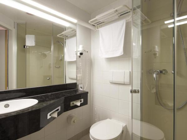 IntercityHotel Nürnberg : photo 3 de la chambre chambre double affaires