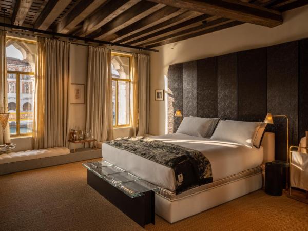 The Venice Venice Hotel : photo 2 de la chambre chambre lit king-size - vue sur grand canal