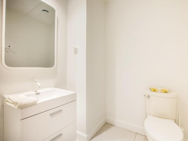 Les Lofts St-François - Par Les Lofts Vieux-Quebec : photo 7 de la chambre loft lit queen-size - sf203