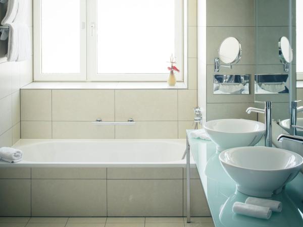 Vienna House by Wyndham Andel's Berlin : photo 9 de la chambre chambre double deluxe