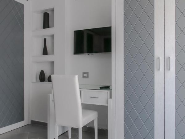 Hotel Tasso Suites & Spa : photo 6 de la chambre appartement 1 chambre supérieur avec balcon
