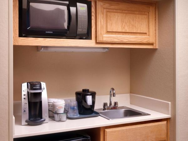 Best Western Downtown Phoenix : photo 4 de la chambre suite avec 2 lits queen-size
