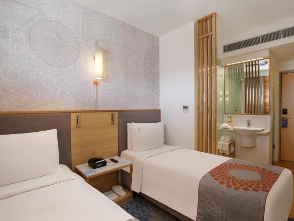 Holiday Inn Express Gurugram Sector 50, an IHG Hotel : photo 7 de la chambre standard twin room with 15% discount on f&b and free laundromat
