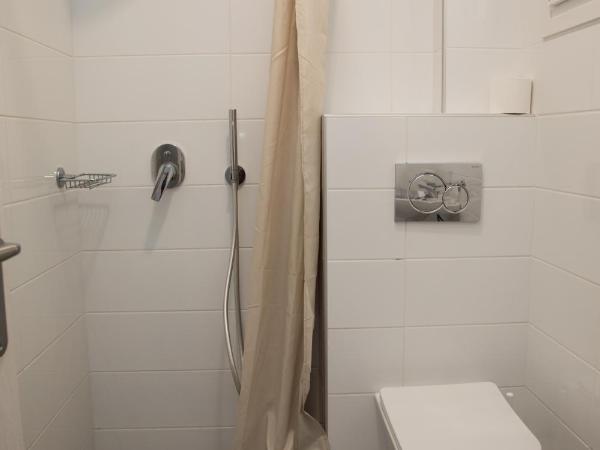 Villa Stella : photo 2 de la chambre chambre double avec balcon - vue sur mer