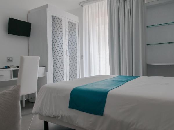 Hotel Tasso Suites & Spa : photo 7 de la chambre appartement 1 chambre supérieur avec balcon