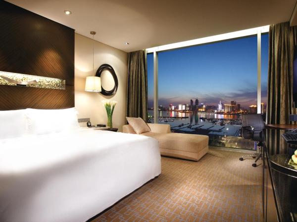 InterContinental Qingdao, an IHG Hotel - Inside the Olympic Sailing Center : photo 1 de la chambre chambre lit king-size club - vue sur océan