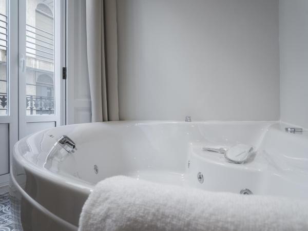 Hotel San Lorenzo Boutique : photo 3 de la chambre chambre double avec baignoire spa