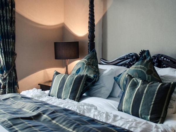 Argyll Hotel : photo 3 de la chambre chambre avec lit à baldaquin