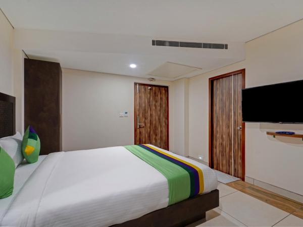 Treebo Vetri Supreme Residency : photo 8 de la chambre chambre double deluxe