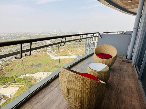 21st Floor SkyStudio Suite with Balcony : photo 9 de la chambre studio avec balcon 