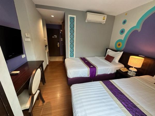 Sawasdee Hotel @ Sukhumvit Soi 8 : photo 4 de la chambre chambre lits jumeaux supérieure
