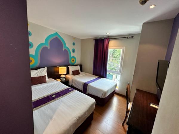 Sawasdee Hotel @ Sukhumvit Soi 8 : photo 5 de la chambre chambre lits jumeaux supérieure