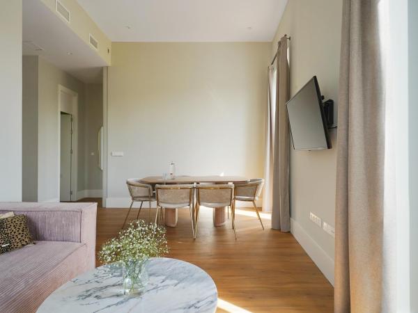 numa I Prestigio Apartments : photo 4 de la chambre appartement 3 chambres
