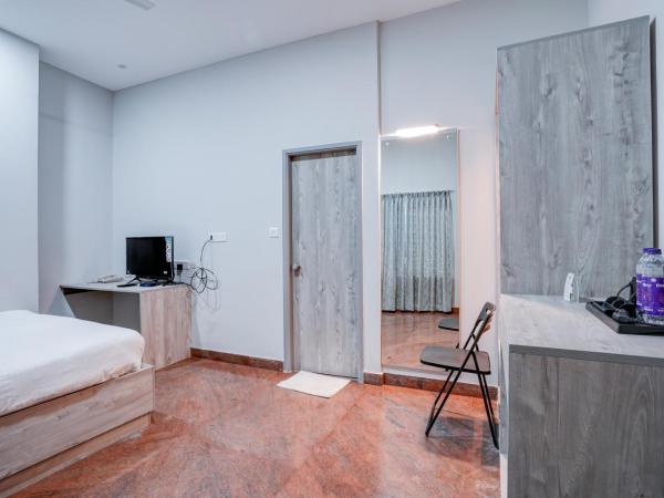 Myspace Express Balaji Residency : photo 7 de la chambre suite