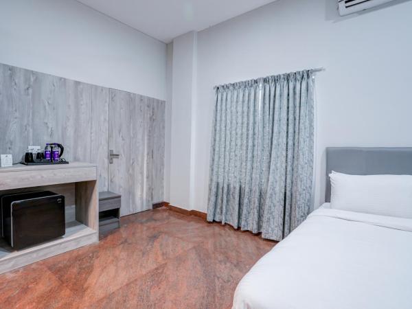 Myspace Express Balaji Residency : photo 8 de la chambre suite