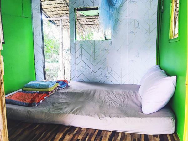 Do Dee Cafe Bangkok Hostel : photo 1 de la chambre bungalow standard