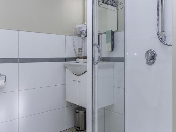 166 Majestic Court Motel : photo 4 de la chambre studio