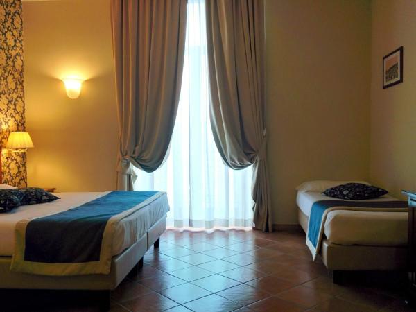 Hotel Nuvò : photo 7 de la chambre chambre triple