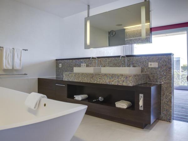 Radisson Blu Media Harbour Hotel, Düsseldorf : photo 9 de la chambre suite