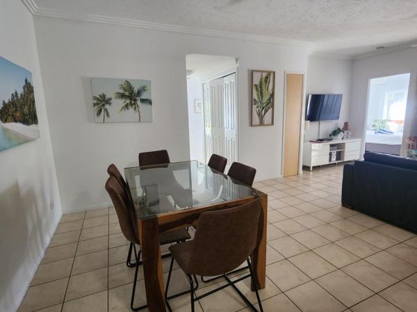 Central Plaza Port Douglas : photo 6 de la chambre appartement de 3 chambres avec bain à remous