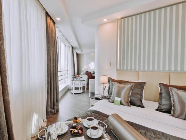 New Park Hotel : photo 2 de la chambre suite junior