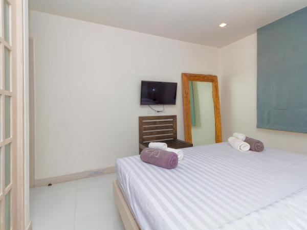 Hill Side Karon Kata Beach Condo : photo 6 de la chambre appartement - rez-de-chaussée