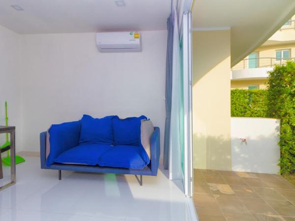 Hill Side Karon Kata Beach Condo : photo 4 de la chambre appartement - rez-de-chaussée