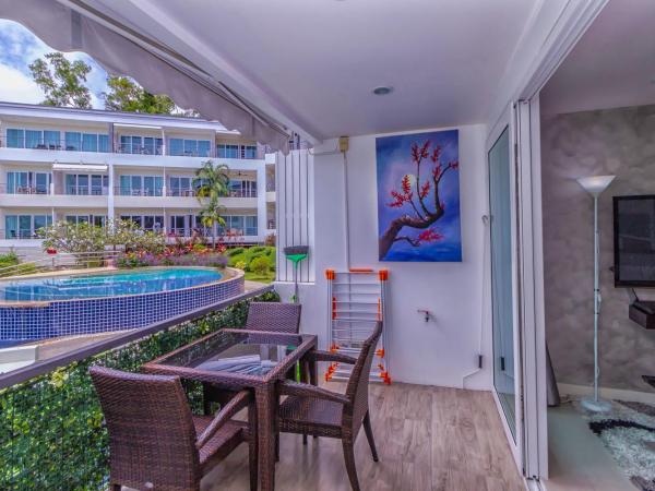 Hill Side Karon Kata Beach Condo : photo 2 de la chambre appartement 2 chambres
