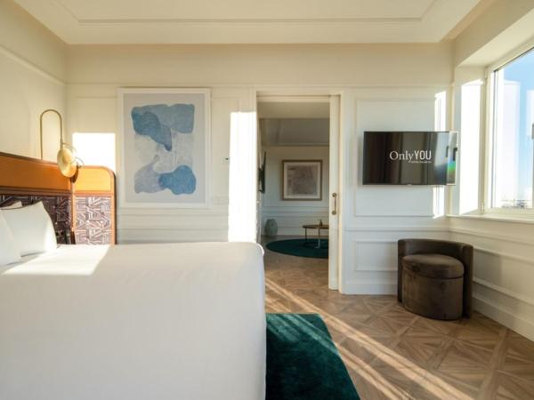 Only YOU Hotel Valencia : photo 2 de la chambre suite junior extérieure