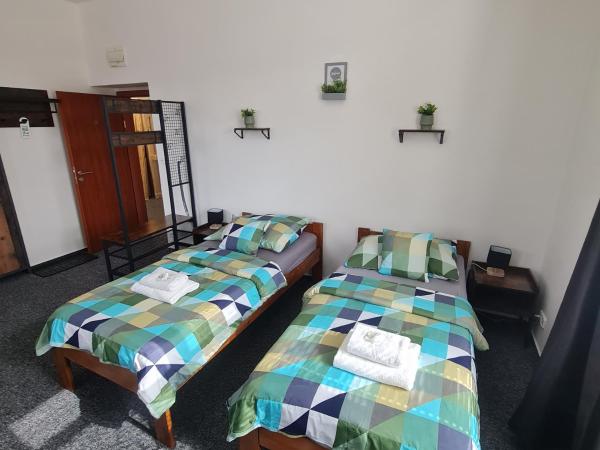 Penzion a Restaurace Simanda : photo 6 de la chambre chambre triple standard