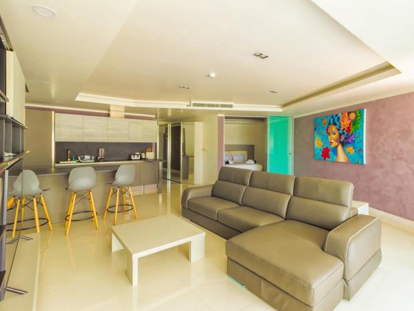 Hill Side Karon Kata Beach Condo : photo 8 de la chambre penthouse