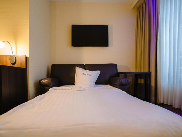 Hotel Europe : photo 6 de la chambre chambre double supérieure avec canapé