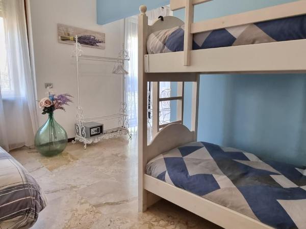 Stay Bergamo : photo 6 de la chambre chambre familiale deluxe
