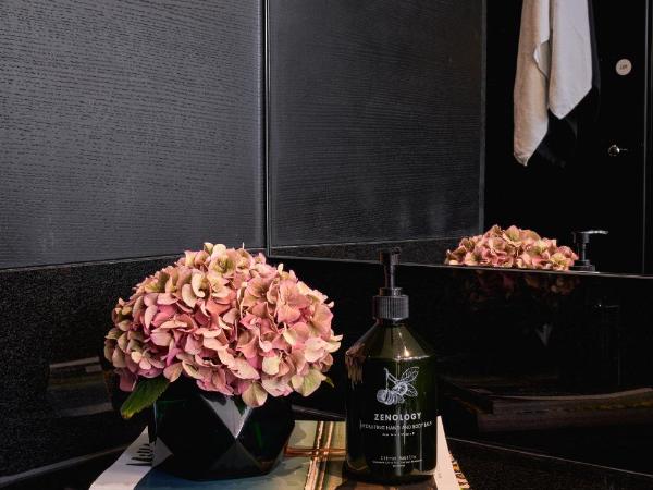 Sir Albert Hotel, part of Sircle Collection : photo 7 de la chambre suite