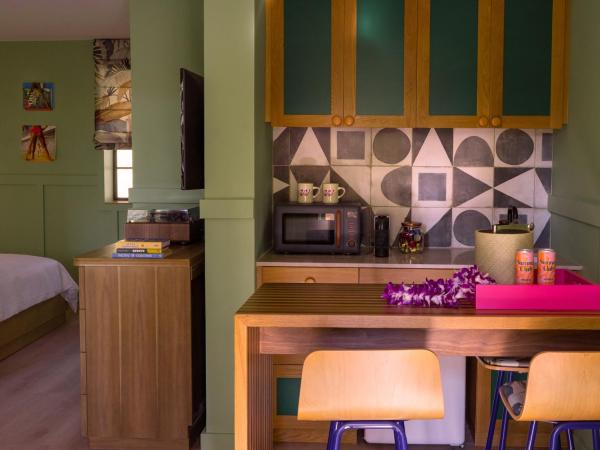 Wayfinder Waikiki : photo 9 de la chambre studio lit king-size