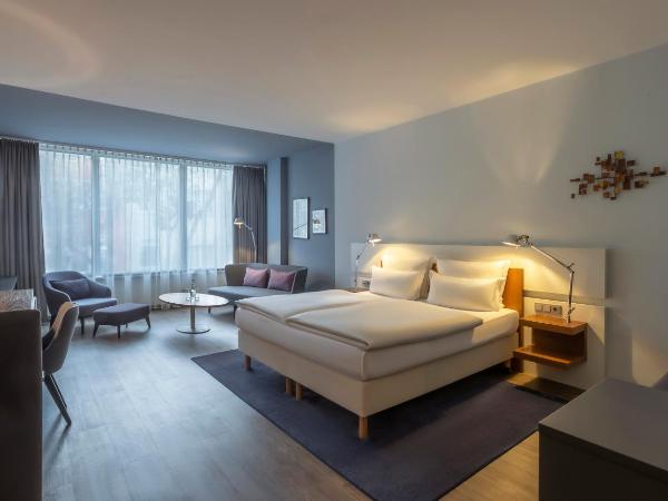 Clayton Hotel Düsseldorf City Centre : photo 3 de la chambre suite junior