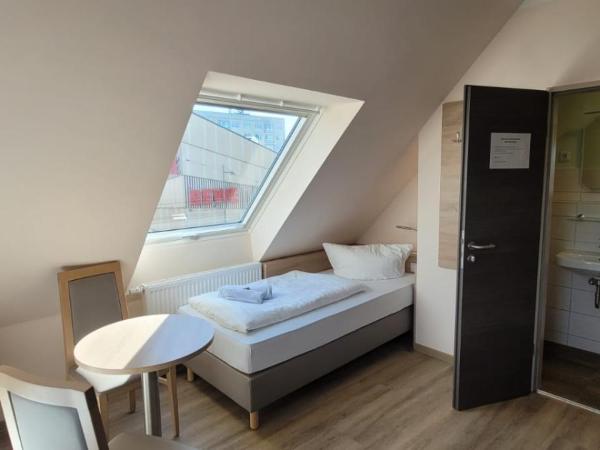 Pension am Stern : photo 7 de la chambre chambre deluxe double ou lits jumeaux