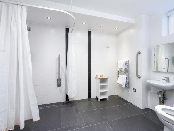 Nell Gwynn House Apartments & Rooms : photo 7 de la chambre chambre lits jumeaux