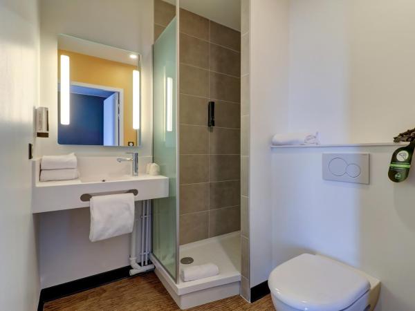 B&B HOTEL Dijon Valmy Toison d'or : photo 2 de la chambre chambre double