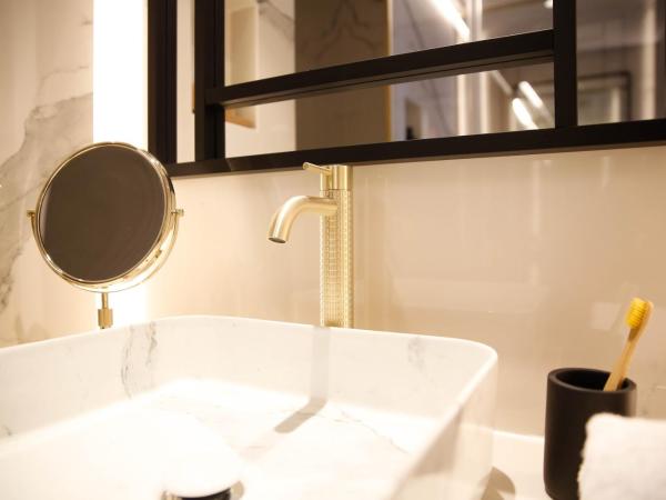 Wine & Books Porto Hotel : photo 10 de la chambre chambre double supérieure