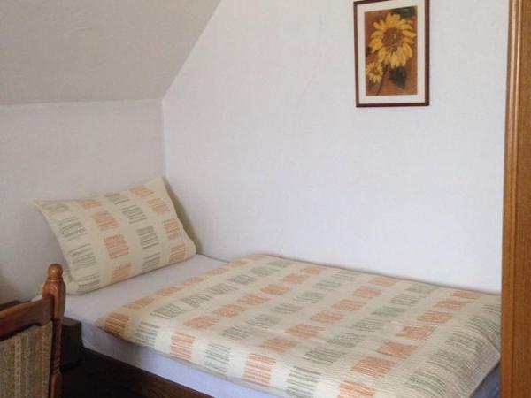 Guesthouse AirMinis : photo 3 de la chambre chambre lits jumeaux
