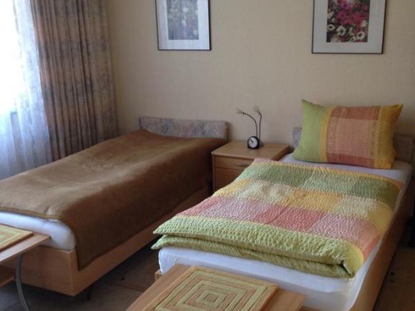 Guesthouse AirMinis : photo 4 de la chambre chambre lits jumeaux