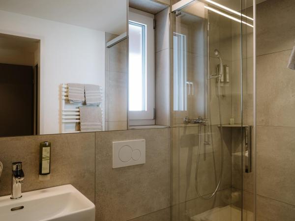 Berg- & Naturhotel Engstligenalp : photo 8 de la chambre chambre double standard