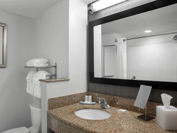 Courtyard by Marriott Jacksonville I-295/East Beltway : photo 7 de la chambre chambre lit king-size deluxe