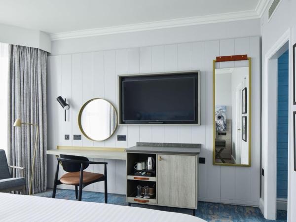 Bournemouth Highcliff Marriott Hotel : photo 2 de la chambre chambre lit king-size deluxe