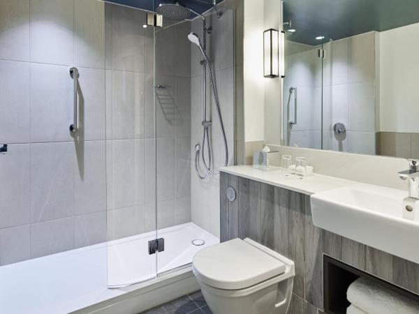 Bournemouth Highcliff Marriott Hotel : photo 4 de la chambre chambre lit king-size deluxe