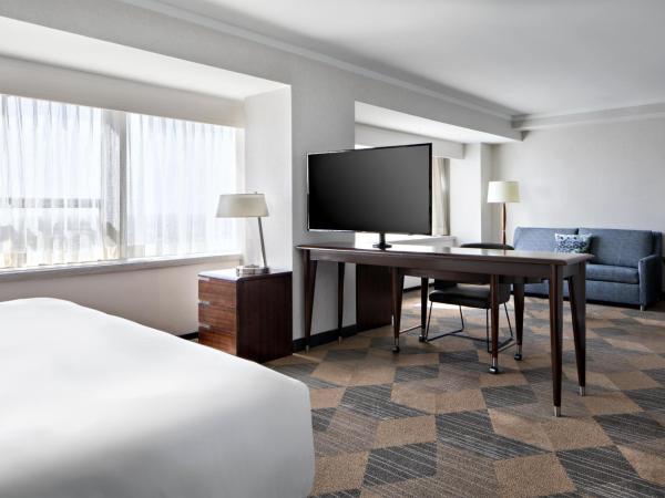 Sheraton Dallas Hotel : photo 1 de la chambre suite junior 1 lit king-size et canapé-lit 
